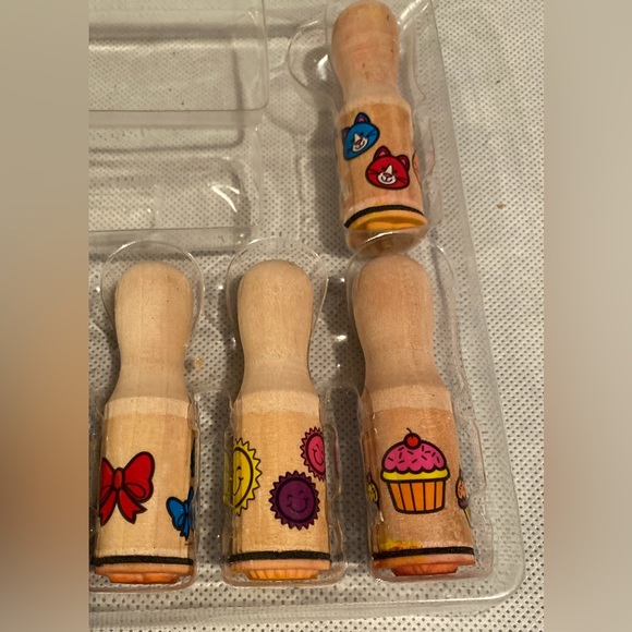 Melissa & Doug Stamps - Picture 6 of 9